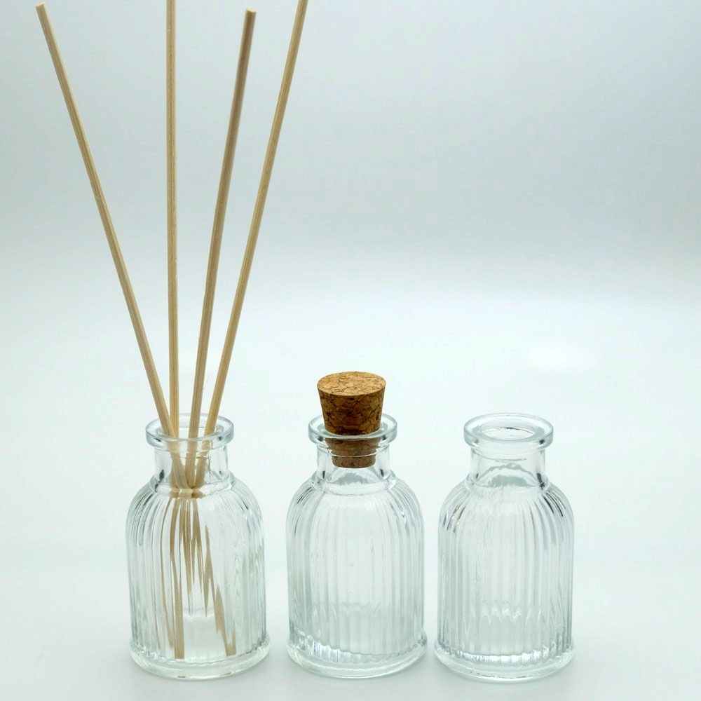 FBAM-35 * 35 ml Roman Çizgili Bambu Şişesi FBAM-35 * 35 ml Roman Çizgili Bambu Şişesi