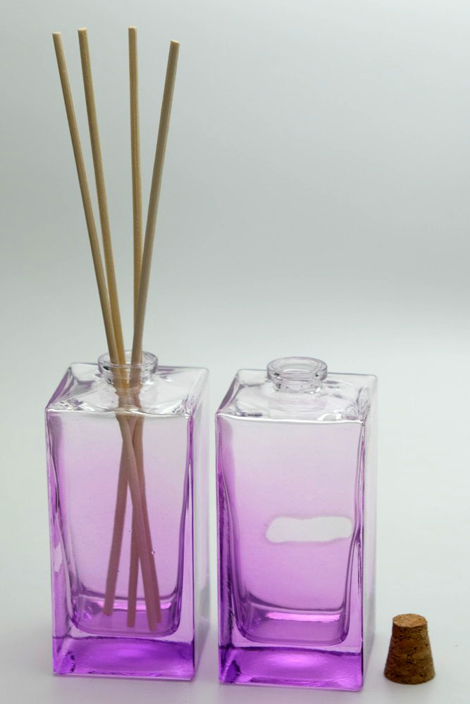 FBAMK-100 * 100 ML KARE MOR PARFÜM ŞİŞESİ FBAMK-100 * 100 ML KARE MOR PARFÜM ŞİŞESİ