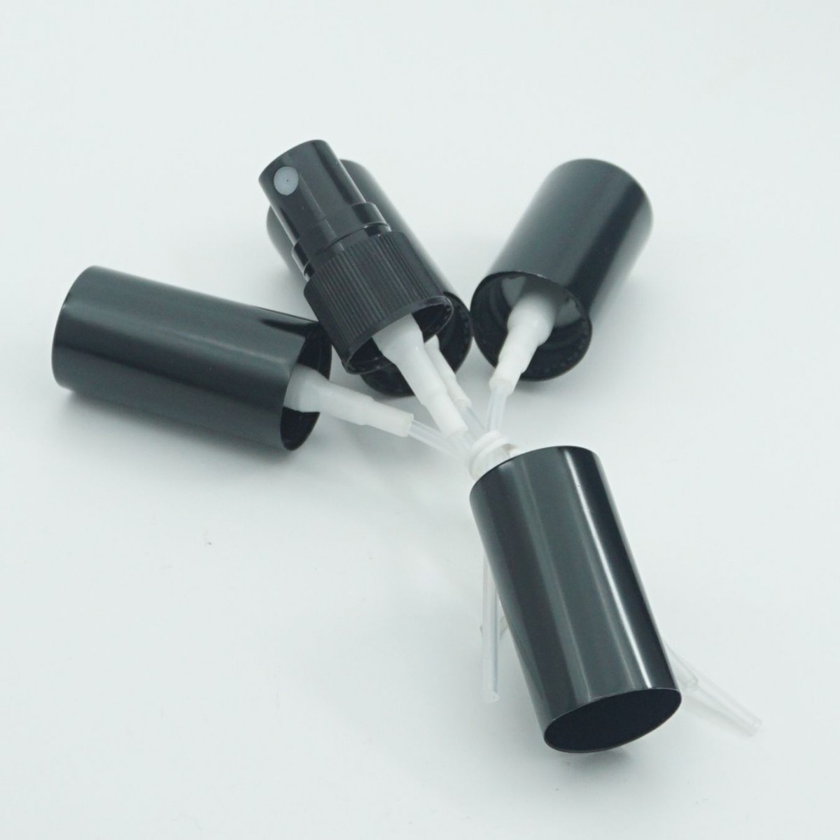 FCVS-18 Siyah Plastik Valf ve Metal Kapak FCVS-18 Siyah Plastik Valf ve Metal Kapak