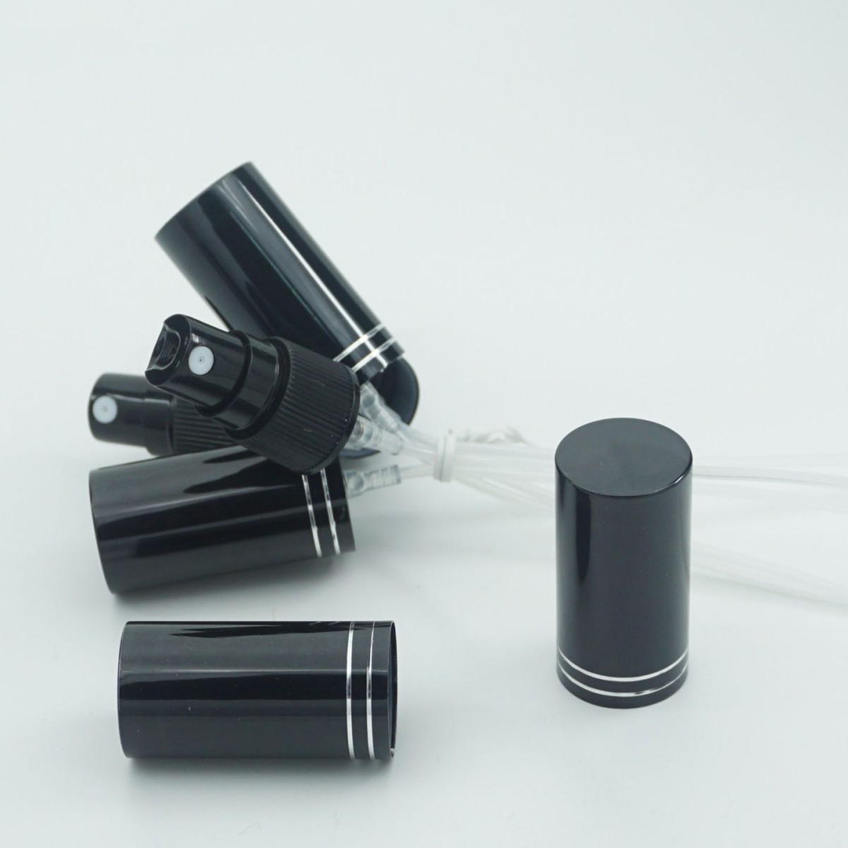 FCVSC-18/410 MM. PLASTİK VALF-METAL KAPAK (ÇİFT ÇİZGİLİ SİYAH) FCVSC-18/410 MM. PLASTİK VALF-METAL KAPAK (ÇİFT ÇİZGİLİ SİYAH)