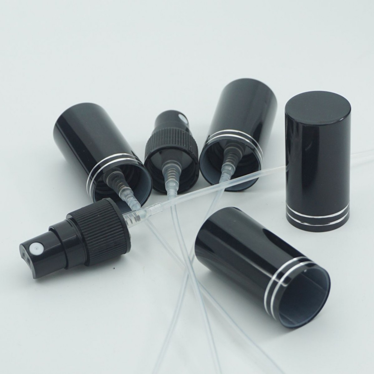 FCVSC-18/410 MM. PLASTİK VALF-METAL KAPAK (ÇİFT ÇİZGİLİ SİYAH)