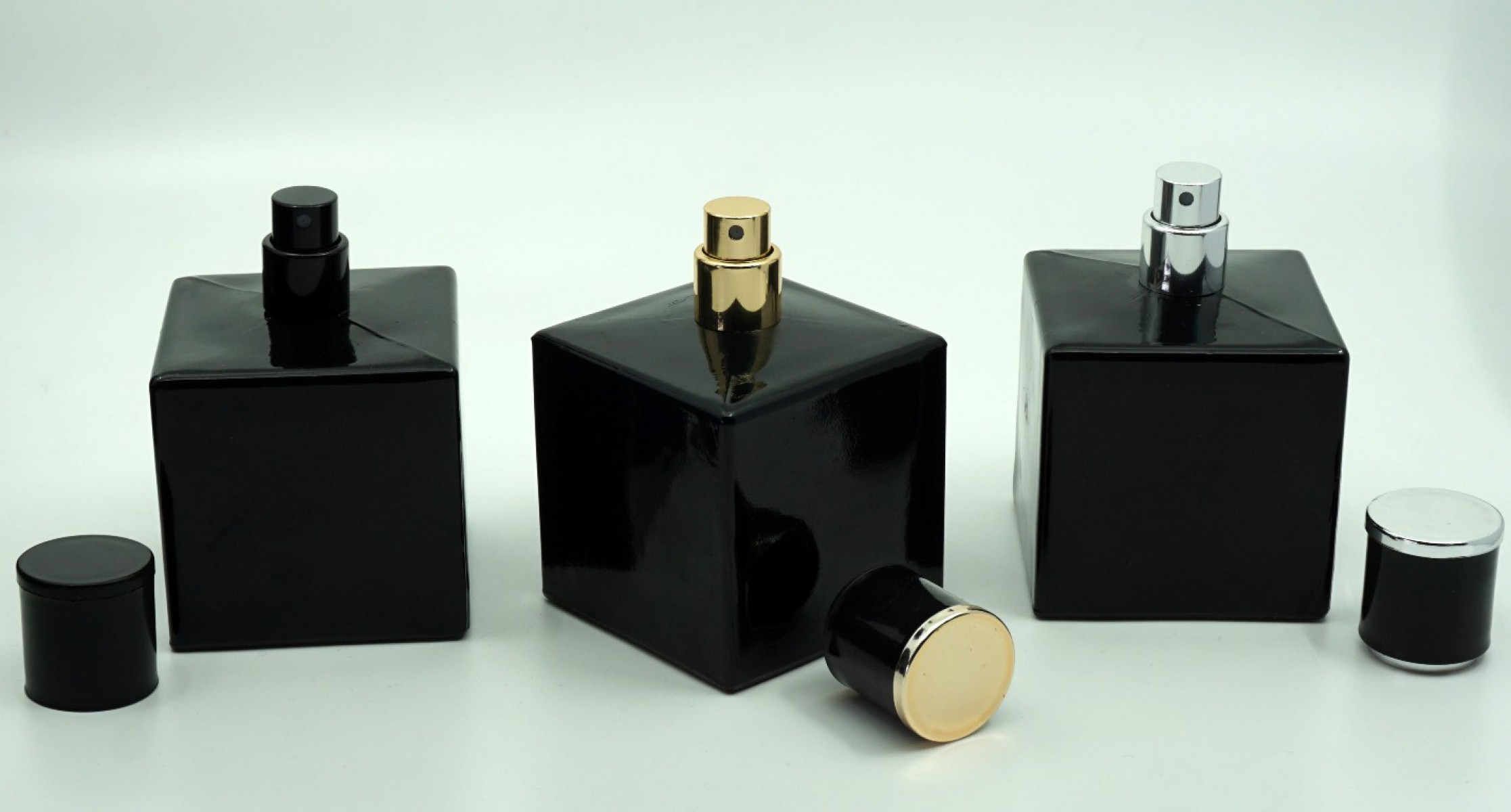 FKB-100 * 100 ml Boyalı Küp Model Şişe FKB-100 * 100 ml Boyalı Küp Model Şişe