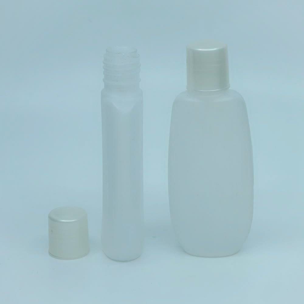 FKP 75*75 ML. Yassı Beyaz Polietilen Kolonya Şişesi Sedef Kapaklı