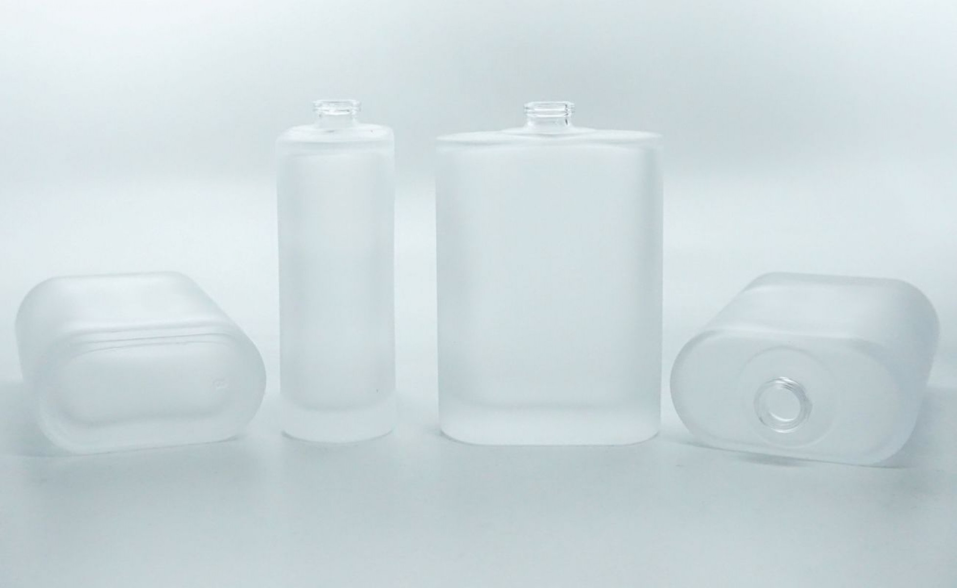 FOB-100 * 100 ML OVAL BUZLAMALI PARFÜM ŞİŞESİ