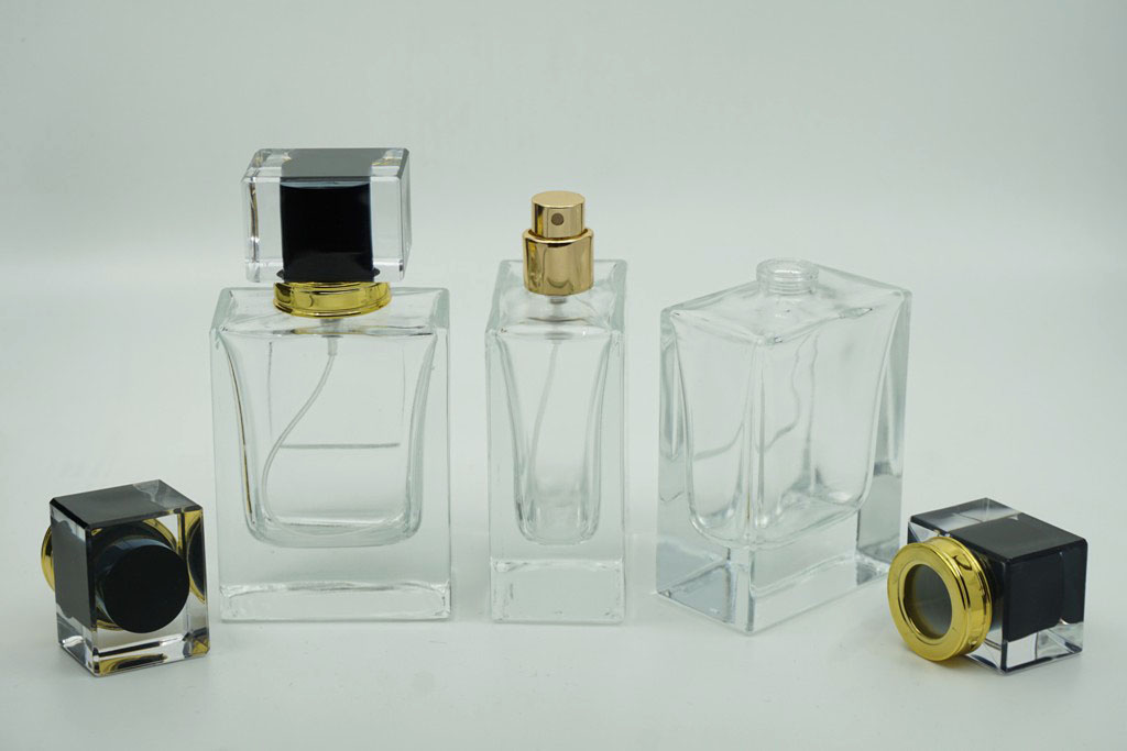 FPD-50 * 50 ml Damla Etiketli Kare Parfüm Şişesi FPD-50 * 50 ml Damla Etiketli Kare Parfüm Şişesi