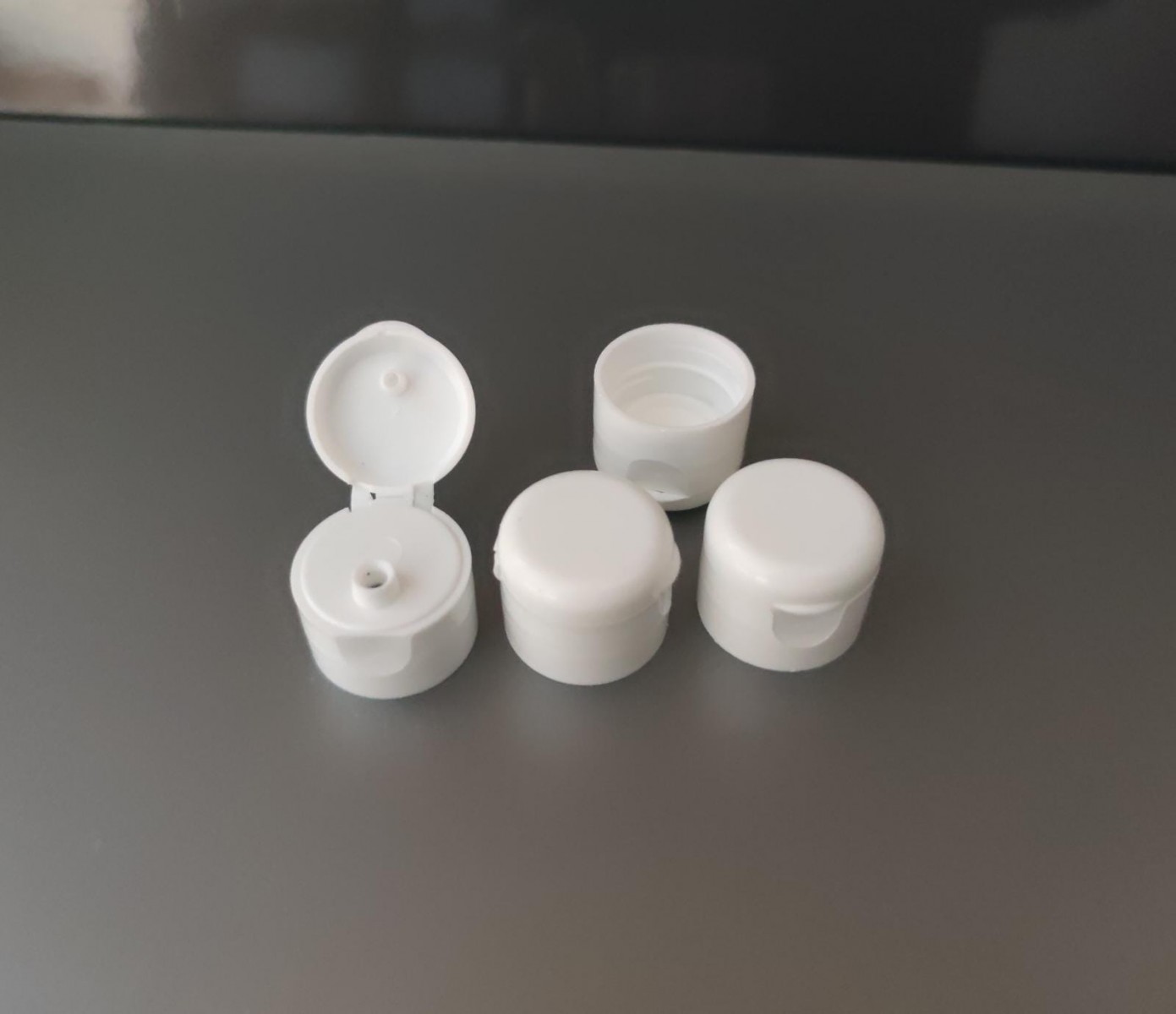 FPFK-24*24/410 MM BEYAZ FLİPTOP KAPAK FPFK-24*24/410 MM BEYAZ FLİPTOP KAPAK