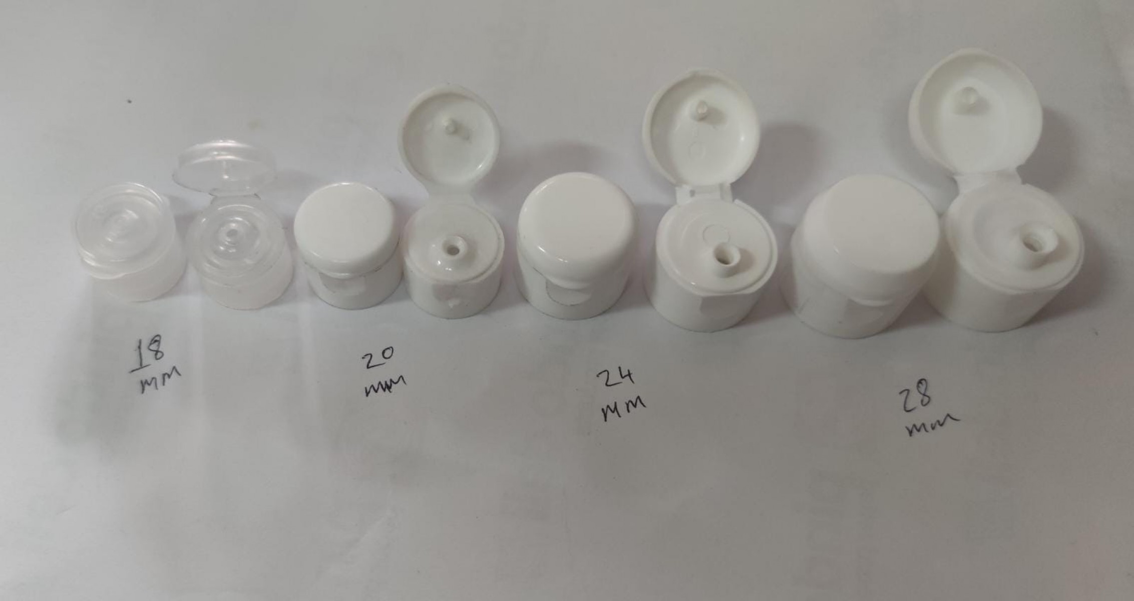 FPFK-28 * 18, 20, 24 VE 28 MM FLIPTOP PLASTİK KAPAKLAR FPFK-28 * 18, 20, 24 VE 28 MM FLIPTOP PLASTİK KAPAKLAR