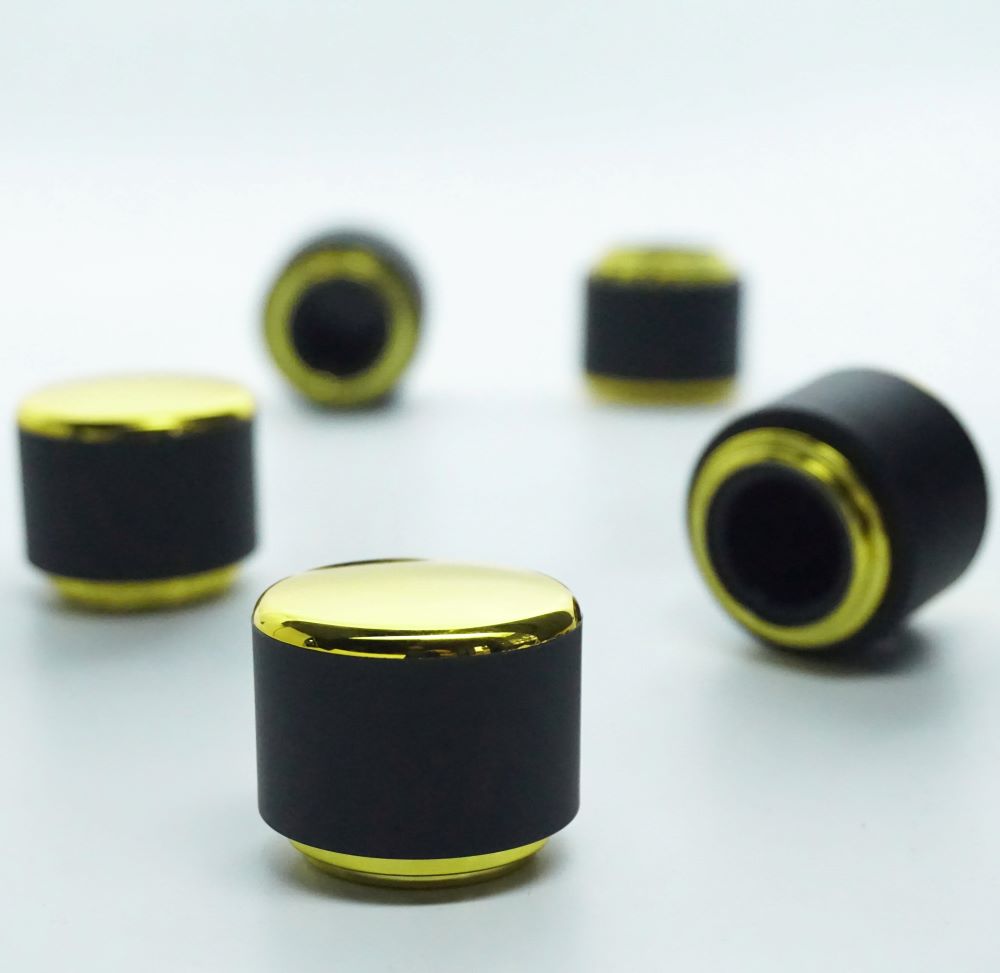FSKBG-15 * 15 MM KOLAY KAPAMA SİYAH PLASTİK GOLD BÜYÜK SİLİNDİR KAPAK