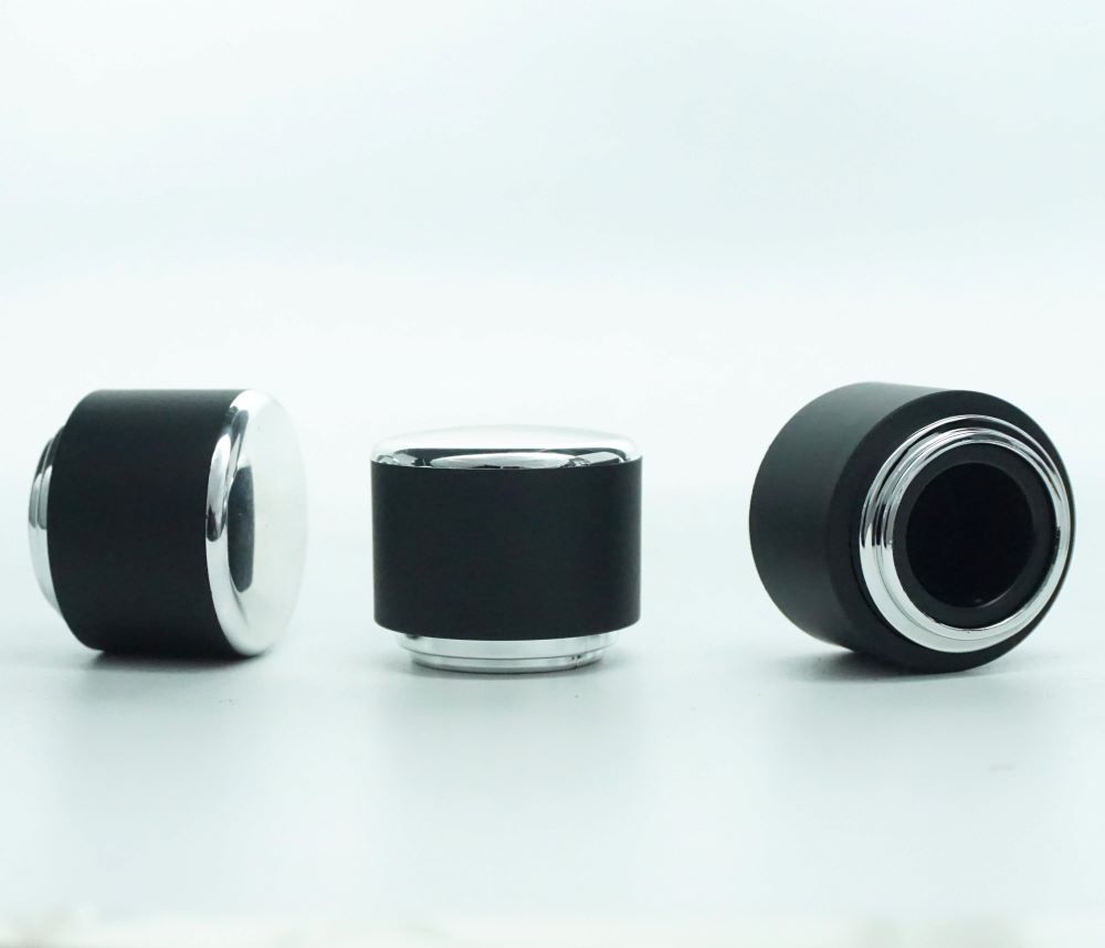 FSKBS-15 * 15 MM KOLAY KAPAMA SİYAH PLASTİK GÜMÜŞ BÜYÜK SİLİNDİR KAPAK