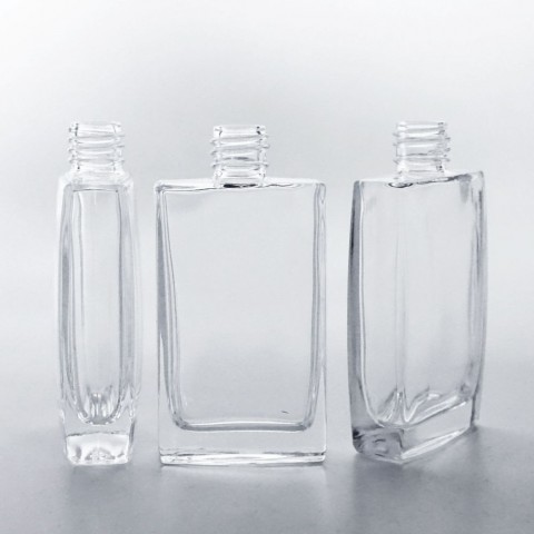 F-119 * 50 ML KARE İXR MODEL ÇEVİRMELİ 18 AĞIZ PARFÜM ŞİŞE