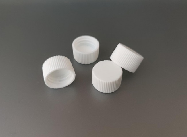 FCPK-18 * 18 ml Çevirmeli Beyaz Plastik Kapak