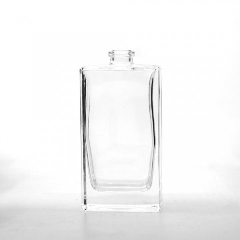 FDD-50*50 Ml. Şeffaf Dikdörtgen Model Parfüm Şişe FDD-50*50 Ml. Şeffaf Dikdörtgen Model Parfüm Şişe