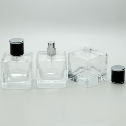 FDK-80 * 80 ml Dolgulu Küp Model Parfüm Şişesi FDK-80 * 80 ml Dolgulu Küp Model Parfüm Şişesi