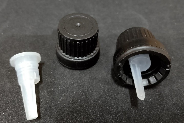 FDKı-18 * 28/MM AĞIZLI SİYAH İÇTEN DAMLALIKLI KAPAK