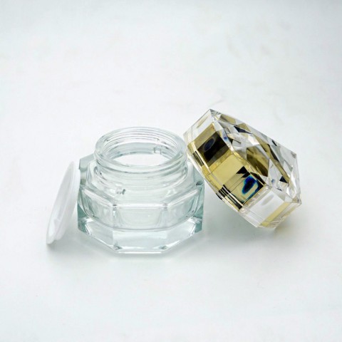 FKC-50 * 50 ML. CAM KREM KAVANOZU ÖZEL PLASTİK KAPAKLI FKC-50 * 50 ML. CAM KREM KAVANOZU ÖZEL PLASTİK KAPAKLI