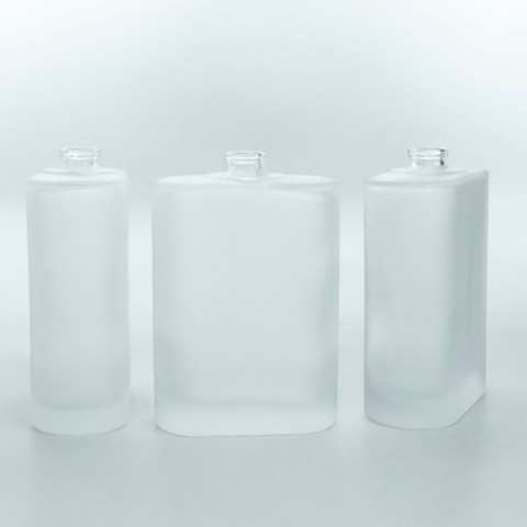 FOB-100 * 100 ML OVAL BUZLAMALI PARFÜM ŞİŞESİ