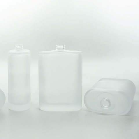 FOB-100 * 100 ML OVAL BUZLAMALI PARFÜM ŞİŞESİ