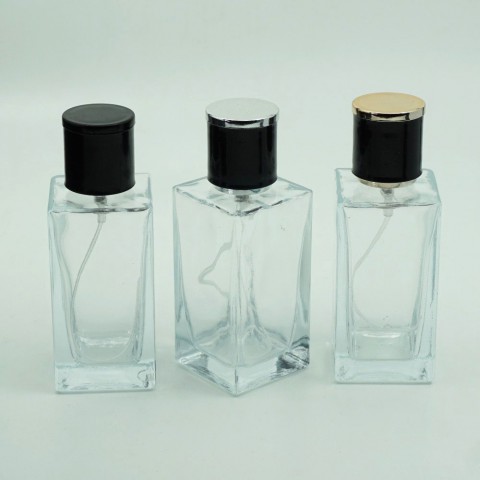 FSK-50 * 50 Ml. Şeffaf Renkte Kare Kolay Kapama 15/mm Ağızlı Parfüm Şişesi FSK-50 * 50 Ml. Şeffaf Renkte Kare Kolay Kapama 15/mm Ağızlı Parfüm Şişesi