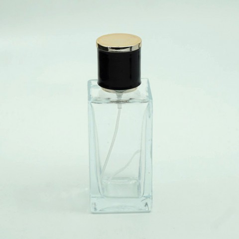 FSK-50 * 50 Ml. Şeffaf Renkte Kare Kolay Kapama 15/mm Ağızlı Parfüm Şişesi FSK-50 * 50 Ml. Şeffaf Renkte Kare Kolay Kapama 15/mm Ağızlı Parfüm Şişesi