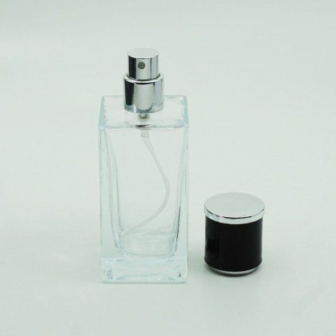 FSK-50 * 50 Ml. Şeffaf Renkte Kare Kolay Kapama 15/mm Ağızlı Parfüm Şişesi FSK-50 * 50 Ml. Şeffaf Renkte Kare Kolay Kapama 15/mm Ağızlı Parfüm Şişesi