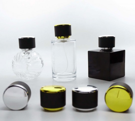 FSKBS-15 * 15 MM KOLAY KAPAMA SİYAH PLASTİK GÜMÜŞ BÜYÜK SİLİNDİR KAPAK FSKBS-15 * 15 MM KOLAY KAPAMA SİYAH PLASTİK GÜMÜŞ BÜYÜK SİLİNDİR KAPAK