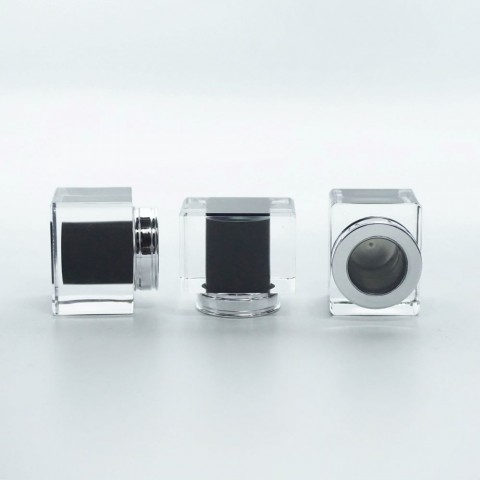 FSKV-15 * 15 MM KOLAY KAPAMA KARE SURLYN GÜMÜŞ KAPAK FSKV-15 * 15 MM KOLAY KAPAMA KARE SURLYN GÜMÜŞ KAPAK