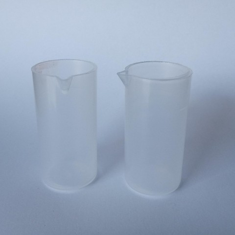 FSO-12*12 ml Plastik Silindir Ölçek Kabı FSO-12*12 ml Plastik Silindir Ölçek Kabı